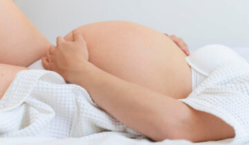 Položaj masaže za nosečke
